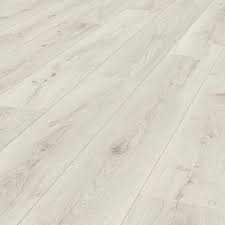 Pin By Eve Brown On Gulv White Oak Laminate Flooring White Wash Laminate Flooring White Laminate Flooring