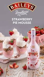 Strawberries And Cream Now That Is True Love To Make Whisk 1 Lb Pureed Strawberries 1 2 C Sugar 1 2 Tb Desserts Alcohol Drink Recipes Delicious Desserts