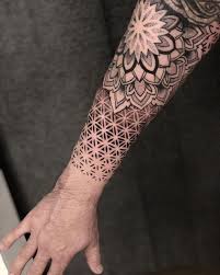 39 Best Mandala Forearm Tattoo Designs For Men And Women Geometric Sleeve Tattoo Mandala Tattoo Sleeve Pattern Tattoo