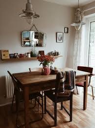 Vintage Dining Rooms Take A Look At This Dazzling Dining Room Lighting With An Amazing Dining Room Decor Home Home Decor Farmhouse Dining Room