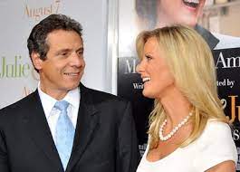 Gettynew york state governor, andrew cuomo (l), and his girlfriend, television personality sandra lee. She S No First Lady Governor Elect Andrew Cuomo S Girlfriend Sandra Lee Won T Have Official Title New York Daily News