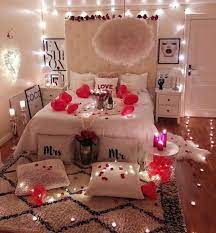 Cool 43 Amazing Bedroom Decor For Valentine Day Decorhead Com Romantic Bedr Amazi Valentines Bedroom Romantic Bedroom Decor Romantic Room Decoration