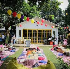 5 Kafe Di Jakarta Dengan Fasilitas Outdoor Kece Asyik Buat Piknik