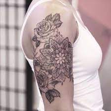 Kadin Ust Kol Dovmeleri Upper Arm Tattoo For Women Upper Arm Tattoos Arm Tattoos For Women Upper Arm Tattoos Designs