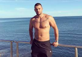 Marco costa is on facebook. Marco Costa Revoltado No Hospital E Para Isto Que Pagamos Ironiza