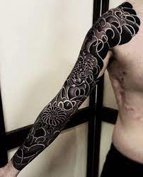 Love This Super Bold And Heavy Black Sleeve Curatedtattoos Black And Grey Tattoos Sleeve Japanese Tattoo Black Sleeve Tattoo