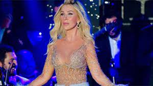 Seda sayan'ın oğlu oğulcan engin ile yaşadığı aşkla gündemde olan oyuncu ezgi eyüboğlu, önceki gün annesiyle birlikte ile. Seda Sayan Hayranlarini Korkuttu Hastanelik Oldu Magazin Haberleri Milliyet