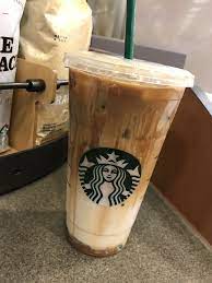 Starbucks Iced Caramel Macchiato Caramel Macchiato Starbucks Iced Starbucks Drinks Caramel Drinks