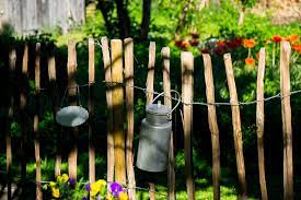 Wenn wir uns zeit nehmen, können wir für wenig geld selber einen schönen gartenzaun kreieren. Naturzaun Selber Machen Eine Kreative Anleitung Zum Nachahmen