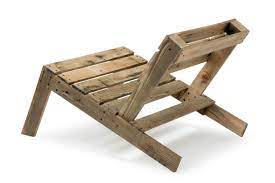 Don't hesitate to build your own furniture, not even when it's something as basic as a tv stand. Make Your Own Diy Shipping Pallet Furniture With Studiomama S Easy Tutorials