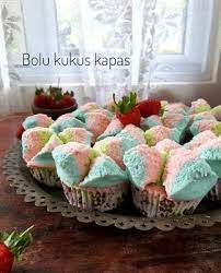 Banyak yang mengatakan jika air soda merupakan pemicu utama untuk membuat bolu bisa mekar, namun dari membaca resep sana dan sini ternyata menggunakan susu cair sebagai pengganti soda. Pin Di Resep Kue