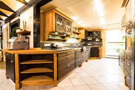 Mehr von vollholzküche im kolonialstil. Kuche Im Kolonialstil Kolonialstil Kuche Stuttgart Von Pfister Mobelwerkstatt