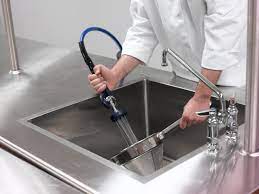 the best type of faucet for your sink
