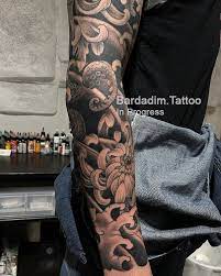 Chrysanthemum Japanese Tattoo Japanese Sleeve Black And Gray Japanese Tattoo Japanese Tattoo Japanese Sleeve Tattoos Japanese Sleeve