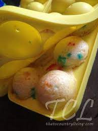 Cake balls, cake pops, cakesicles — have you tried them? How To Make Cake Pops Silicone Mold Versus Rolling By Hand Cake Pops How To Make Cake Pop Recipe Cake Pop Molds