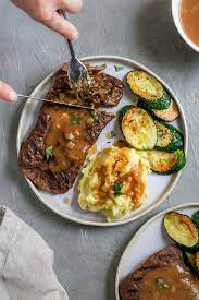 Grilled Homemade Seitan Steaks With Mashed Potatoes And Shallot Gravy Rezept Rezeptideen Rezepte Veggie Rezepte