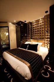 15 Luxurious Black And Gold Bedrooms Luxury Bedroom Master Gold Bedroom Decor Black Bedroom Design