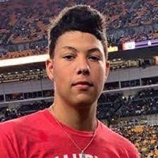 Jackson mahomes, patrick mahomes brother is a famous tiktok and insta star. Pin On Athlete