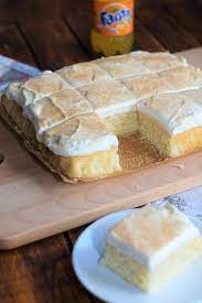 Fantakuchen Mit Schmandcreme Ein Allzeit Klassiker Kuchen Rezepte Einfach Kuchen Und Torten Fantakuchen
