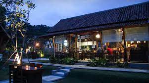 Lokasi Dan Harga Menu Cafe Bataputi Malang Tempatnya Pecinta Kopi Daka Tour
