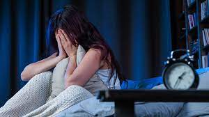 Resultado de imagen para Personas que duermen menos de 6 horas