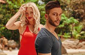 Es plaudert frau burdecki munter vor wieder erzählt burdecki. Bachelor In Paradise 3 Rosen Aber Nur Sie Sind Wirklich Noch Zusammen