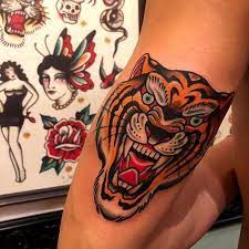 Tiger Boldwillhold Tattoo Samuelebriganti Boldwillholdfirenze Tigertattoo T Traditional Tattoo Animals Traditional Tiger Tattoo Traditional Tattoo