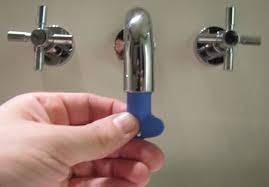 Ein wasserhahn in der küche sowie ein wasserhahn im bad dürfen im haushalt einfach nicht fehlen. Wasserhahn Ohne Gewinde Reinigen Funkygog Bauen