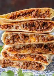 Cheesy Ground Beef Quesadillas Beefdishes Diese Hackfleisch Quesadillas Sind 2020 Essensrezepte Ideen Furs Essen Essen