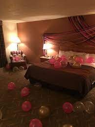 Simple Room Decoration Ideas For Anniversary Homedecor Interiordesign Interior Home Deco Birthday Room Decorations Hotel Room Decoration Hotel Party