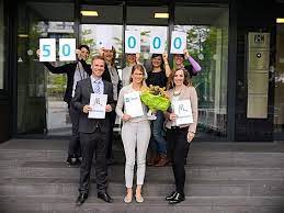 We are 207,000 people delivering value in 153 countries, with a vibrant culture that brings out the best in. Katja Fischer Ist 50 000 Absolventin Der Fom