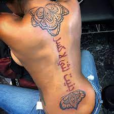 20 Of The Best Spine Tattoo Ideas Ever Dark Skin Tattoo Hand Tattoos Black Girls With Tattoos
