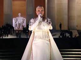 Katy perry had then moved to los angeles for venturing into secular music after the red hill had ceased all operations and katy perry had then started katy perry recently released a single, never wore white. Katy Perry Sang Firework At Inauguration Concert In White Red Blue