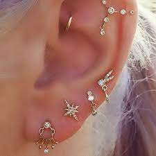 We Spoke To The World S Top Piercers To Find Out Which Trends Are Huge For 2020 And What To Get Next Earring Trends Ear Cuff Ear Jewelry