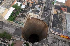 great guatemalan sinkhole  guatemala