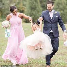 Serena williams tried to scare off husband alexis ohanian when they first met. Serena Williams Shares Photo Of 2 Year Old Daughter Alexis As A Flower Girl At Family Wedding Daily Mail Online