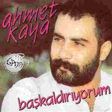 Yar gelmesize ne olur bir yar gider bin yar gelir düşmanlar görür kor olur hadi sen git işine de. Ahmet Kaya Herkes Kendi Isine Mp3 Indir Muzik Dinle Herkes Kendi Isine Download