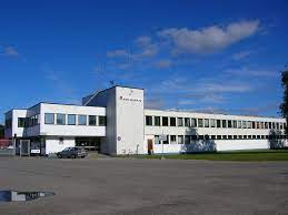 Arbeidsspråket i bedriften er av sikkerhetsgrunner norsk (skandinavisk) og våre ansatte må beherske språket flytende. Rana Gruber Wikipedia