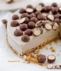 Press remaining maltesers into top of cake. Maltesers Ice Cream Cake Woman S Own