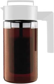 Amazon Com Takeya Patented Deluxe Cold Brew Coffee Maker One Quart Black Drip Coffeemakers Kitchen Cold Brew Coffee Maker Coffee Brewing Cold Brew Coffee