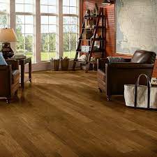 Bruce American Vintage Scraped Bear Creek Oak 3 8 In T X 5 In W X Varying L Engineered Hardwood Flooring 25 Sq Ft Case Eamv5br The Home Depot Hardwood Floors Hardwood Engineered Hardwood Flooring
