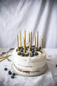 Layer Cake A La Banane Coco Myrtilles Pour Les 25 Ans De Cuisinella Cake A La Banane Gateau Coco Idee Gateau