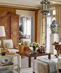 House Tour Marshall Watson S East Hampton Home Design Chic Classic Living Room Design French Country Decorating Living Room Classic Living Room