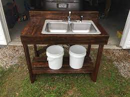 diy pallet wood washing station