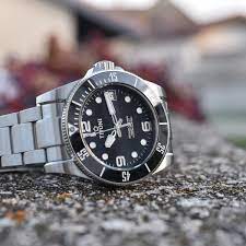Hands on review of the titoni seascoper. Introducing Titoni Seascoper Dive Watch Hands On Price Titoni Dive Watches Stainless Steel Bracelet