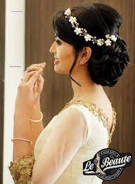 Hi everyone so today's hairstyles is all about wedding bun updo hairstyle with trick this summer wedding guest hairstyles is. Hairstyle On Gown Indian Indian Wedding Hairstyles Indian Bun Hairstyles Hairstyles For Gowns