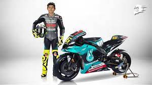 Pilota da corsa con il numero 46. Valentino Rossi Officially Joins The Petronas Automothink