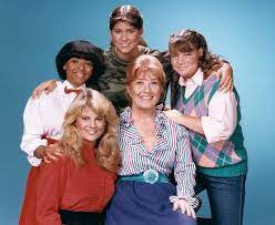 Facts Of Life Cast Members Reuniting For Lifetime Film But Won T Be Playing Iconic Characters New York Daily News