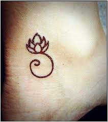 Lovely Cool But Simple Tattoo Design Idea That Gives You The Perfect Look Spiritualtattoo Simple Henna Tattoo Small Henna Designs Henna Tattoo Designs Simple