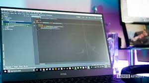 Python Vs Java ما هي اللغة التي يجب أن تتعلمها وما هي الاختلافات الساعة 25